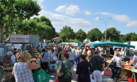 Le marché de Beauvallon Le marché de Beauvallon